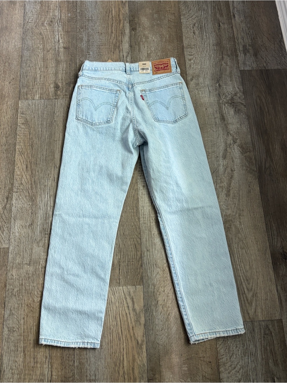 NWT Levi’s Womens 501 Jeans - Picture 4 of 7